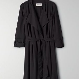 Aritzia Babaton Flowy Trench Coat